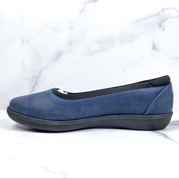 NIB Clarks Cloudsteppers Ayla Low Ballet Flats - Picture 6 of 12